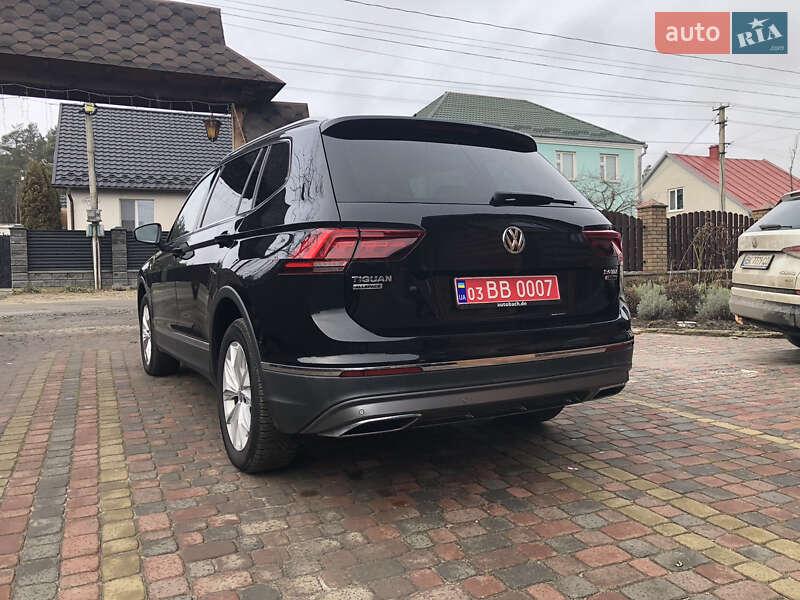 Внедорожник / Кроссовер Volkswagen Tiguan 2018 в Ровно