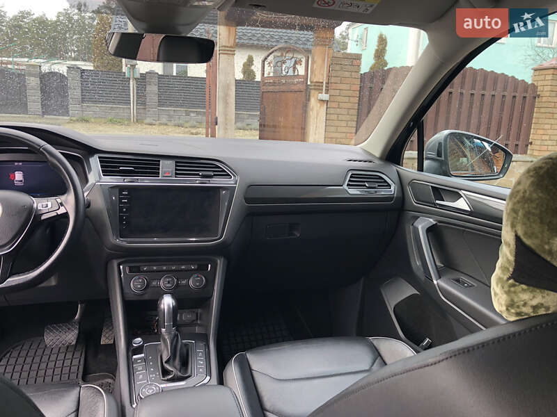 Внедорожник / Кроссовер Volkswagen Tiguan 2018 в Ровно