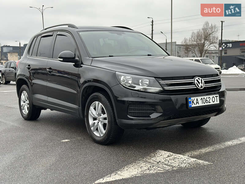 Внедорожник / Кроссовер Volkswagen Tiguan 2016 в Киеве