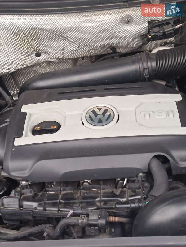 Внедорожник / Кроссовер Volkswagen Tiguan 2013 в Киеве