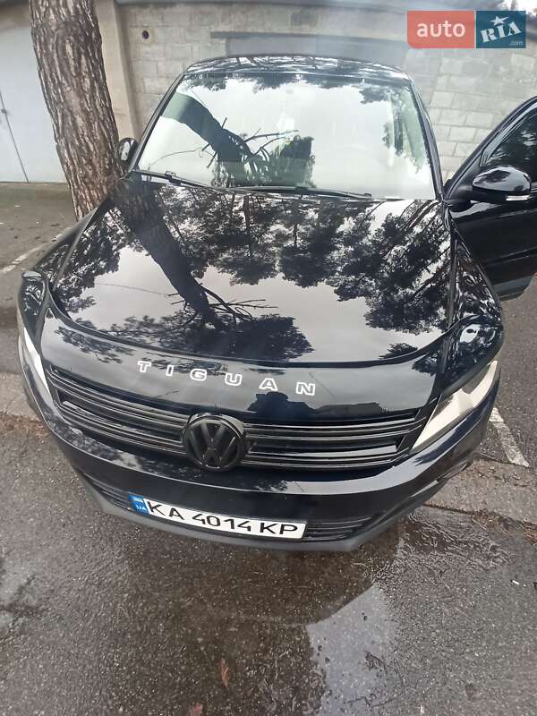 Внедорожник / Кроссовер Volkswagen Tiguan 2013 в Киеве
