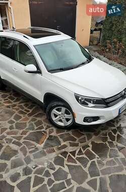 Позашляховик / Кросовер Volkswagen Tiguan 2012 в Хмельницькому