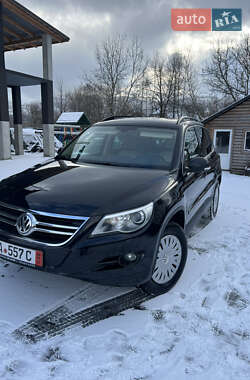 Позашляховик / Кросовер Volkswagen Tiguan 2008 в Тячеві