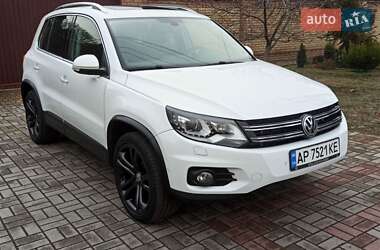 Внедорожник / Кроссовер Volkswagen Tiguan 2015 в Запорожье