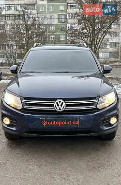 Позашляховик / Кросовер Volkswagen Tiguan 2011 в Сумах