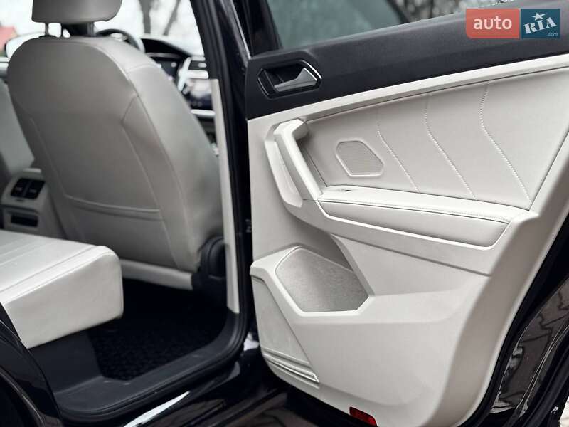 Внедорожник / Кроссовер Volkswagen Tiguan 2021 в Миргороде