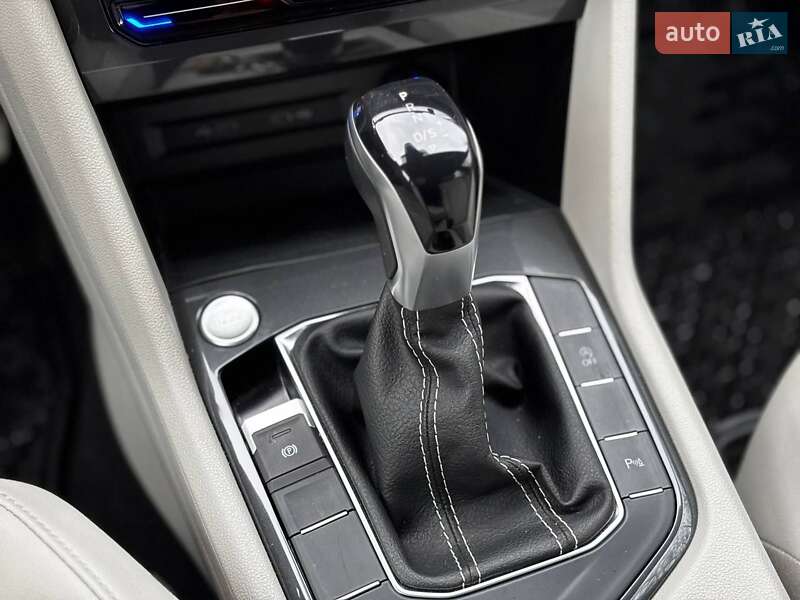 Внедорожник / Кроссовер Volkswagen Tiguan 2021 в Миргороде