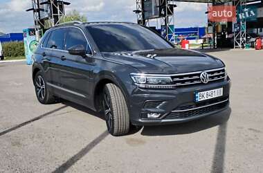 Позашляховик / Кросовер Volkswagen Tiguan 2019 в Рівному