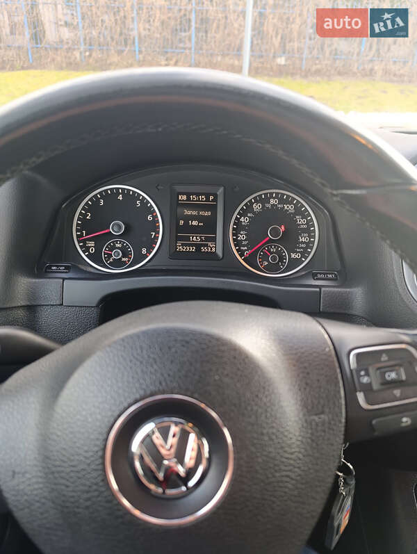 Внедорожник / Кроссовер Volkswagen Tiguan 2015 в Львове