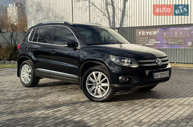 Внедорожник / Кроссовер Volkswagen Tiguan 2012 в Киеве