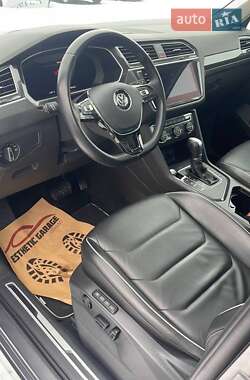 Внедорожник / Кроссовер Volkswagen Tiguan 2018 в 