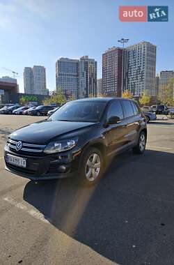 Позашляховик / Кросовер Volkswagen Tiguan 2012 в Києві