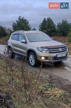 Позашляховик / Кросовер Volkswagen Tiguan 2011 в Києві