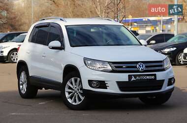 Внедорожник / Кроссовер Volkswagen Tiguan 2014 в Киеве