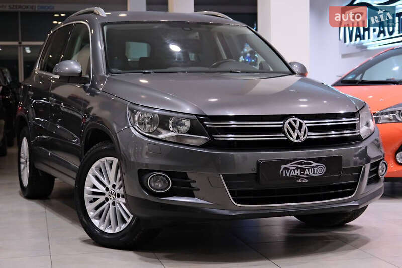 Внедорожник / Кроссовер Volkswagen Tiguan 2015 в Дрогобыче