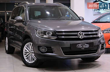 Внедорожник / Кроссовер Volkswagen Tiguan 2015 в Дрогобыче