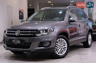 Внедорожник / Кроссовер Volkswagen Tiguan 2015 в Дрогобыче