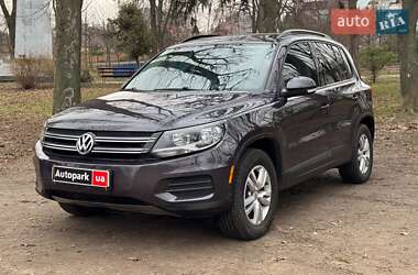 Внедорожник / Кроссовер Volkswagen Tiguan 2015 в Киеве