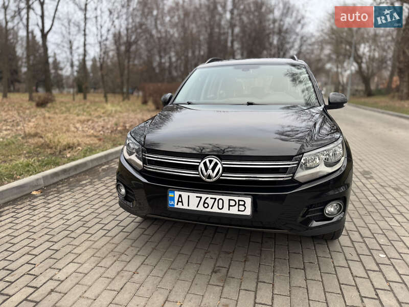 Внедорожник / Кроссовер Volkswagen Tiguan 2016 в Киеве