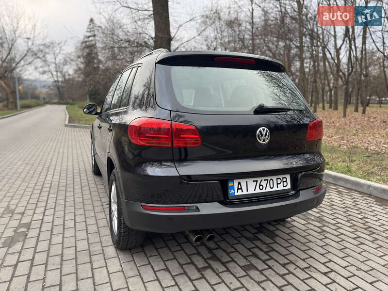 Внедорожник / Кроссовер Volkswagen Tiguan 2016 в Киеве