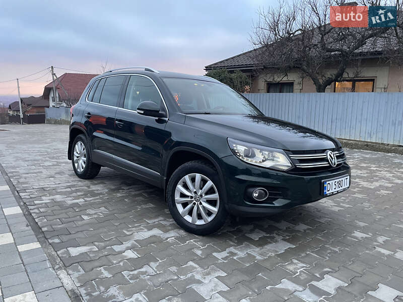 Внедорожник / Кроссовер Volkswagen Tiguan 2011 в Ужгороде