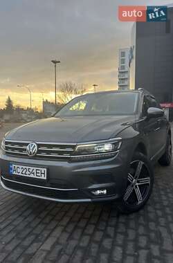 Позашляховик / Кросовер Volkswagen Tiguan 2018 в Львові