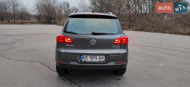 Внедорожник / Кроссовер Volkswagen Tiguan 2014 в Днепре