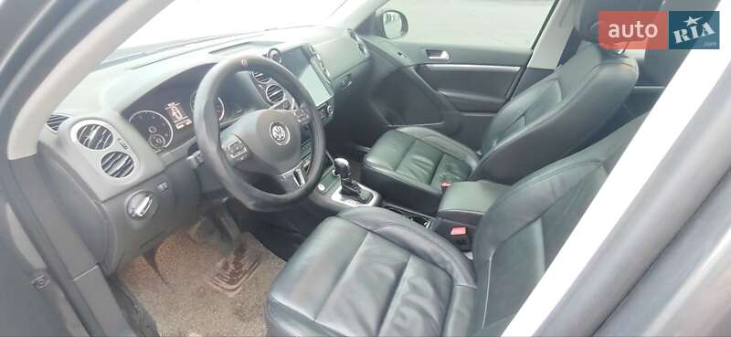 Внедорожник / Кроссовер Volkswagen Tiguan 2014 в Днепре