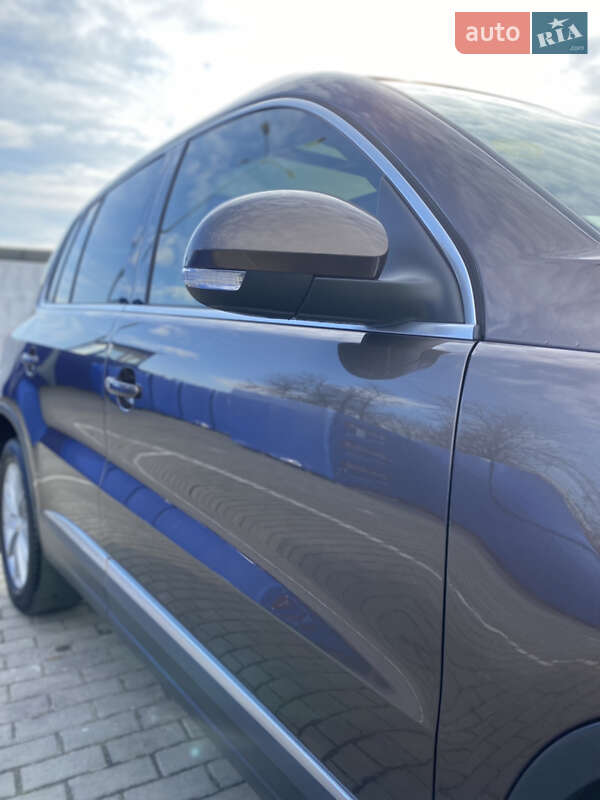 Внедорожник / Кроссовер Volkswagen Tiguan 2011 в Коломые