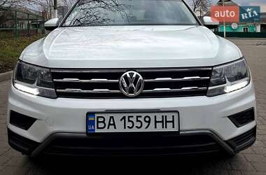 Внедорожник / Кроссовер Volkswagen Tiguan 2017 в Ладыжине