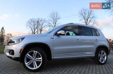 Позашляховик / Кросовер Volkswagen Tiguan 2016 в 