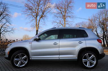 Позашляховик / Кросовер Volkswagen Tiguan 2016 в 