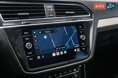 Внедорожник / Кроссовер Volkswagen Tiguan 2019 в 