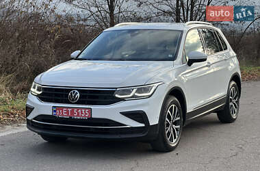 Позашляховик / Кросовер Volkswagen Tiguan 2021 в Бродах