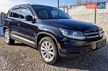 Внедорожник / Кроссовер Volkswagen Tiguan 2017 в Днепре