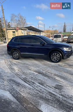 Внедорожник / Кроссовер Volkswagen Tiguan 2021 в Полтаве