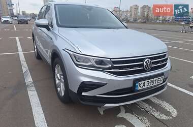 Позашляховик / Кросовер Volkswagen Tiguan 2021 в Києві