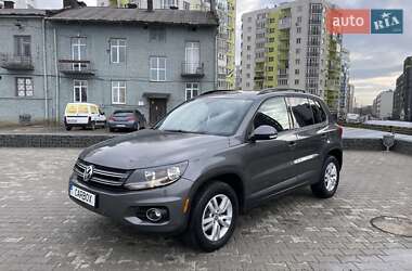 Внедорожник / Кроссовер Volkswagen Tiguan 2016 в Львове