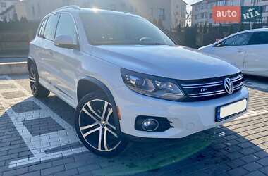 Позашляховик / Кросовер Volkswagen Tiguan 2017 в Рівному