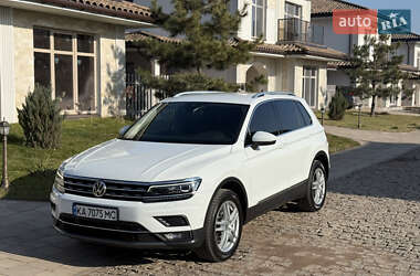 Внедорожник / Кроссовер Volkswagen Tiguan 2019 в Киеве