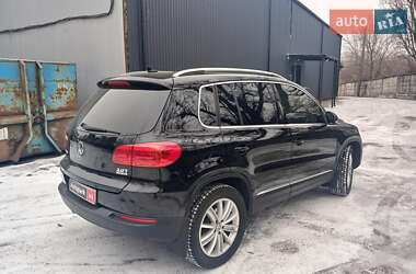 Внедорожник / Кроссовер Volkswagen Tiguan 2012 в Киеве