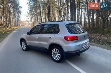 Внедорожник / Кроссовер Volkswagen Tiguan 2015 в Львове