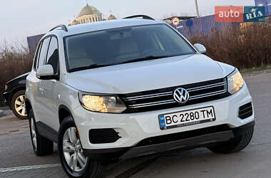 Внедорожник / Кроссовер Volkswagen Tiguan 2015 в Дрогобыче