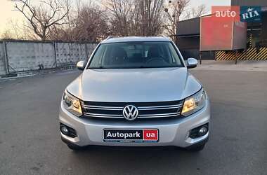 Внедорожник / Кроссовер Volkswagen Tiguan 2012 в Киеве