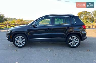 Внедорожник / Кроссовер Volkswagen Tiguan 2013 в Житомире