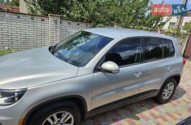 Внедорожник / Кроссовер Volkswagen Tiguan 2012 в Киеве