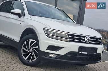 Внедорожник / Кроссовер Volkswagen Tiguan 2019 в Львове