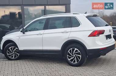 Внедорожник / Кроссовер Volkswagen Tiguan 2019 в Львове