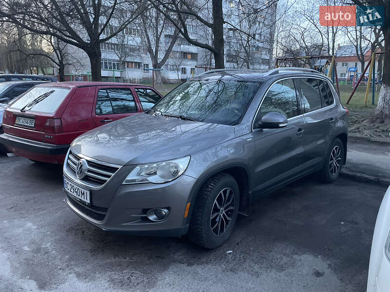 Внедорожник / Кроссовер Volkswagen Tiguan 2010 в Львове фото 3 Внедорожник / Кроссовер Volkswagen Tiguan 2010 в Львове