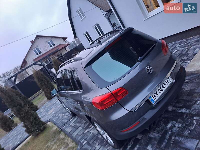 Внедорожник / Кроссовер Volkswagen Tiguan 2012 в Славуте